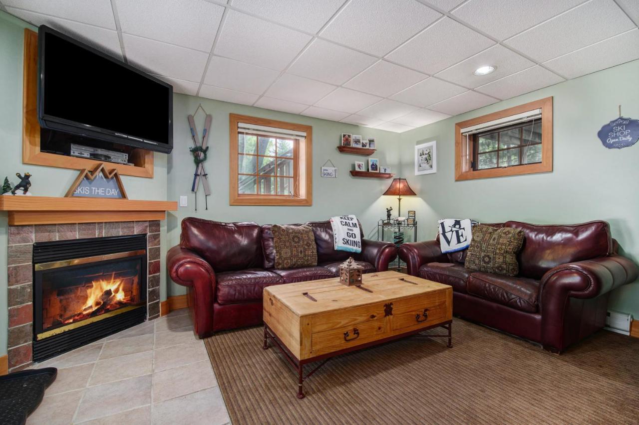 Boyne Mountain Getaway, Unit B Aparthotel Boyne Falls Kültér fotó