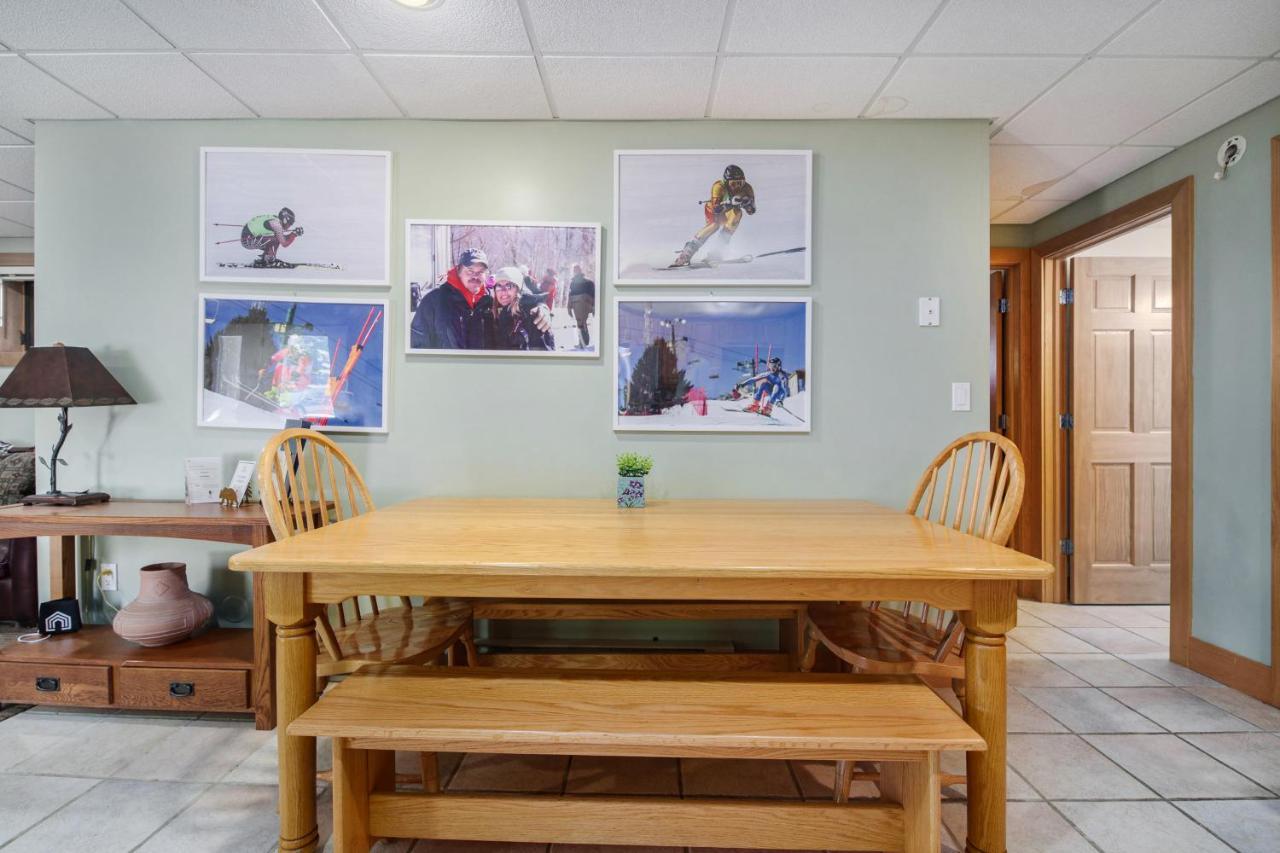 Boyne Mountain Getaway, Unit B Aparthotel Boyne Falls Kültér fotó